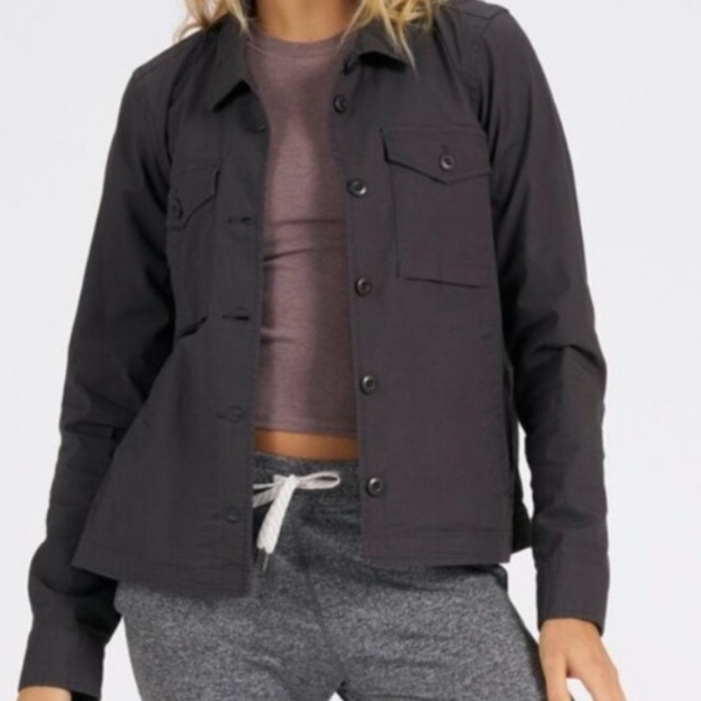 Vuori Womens Ripstop Jacket Charcoal Button Down  Jacket Small NWT